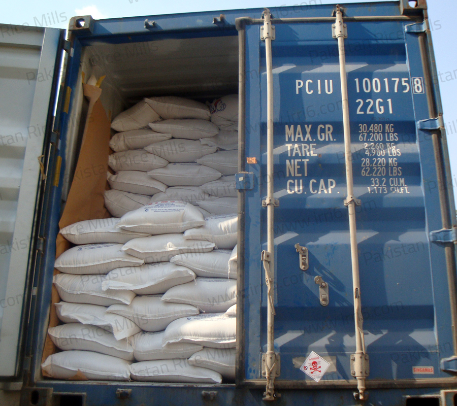 Shipment for Pakistan Long Grain IRRI-6 White Rice, 100% Broken Rice Exporters.